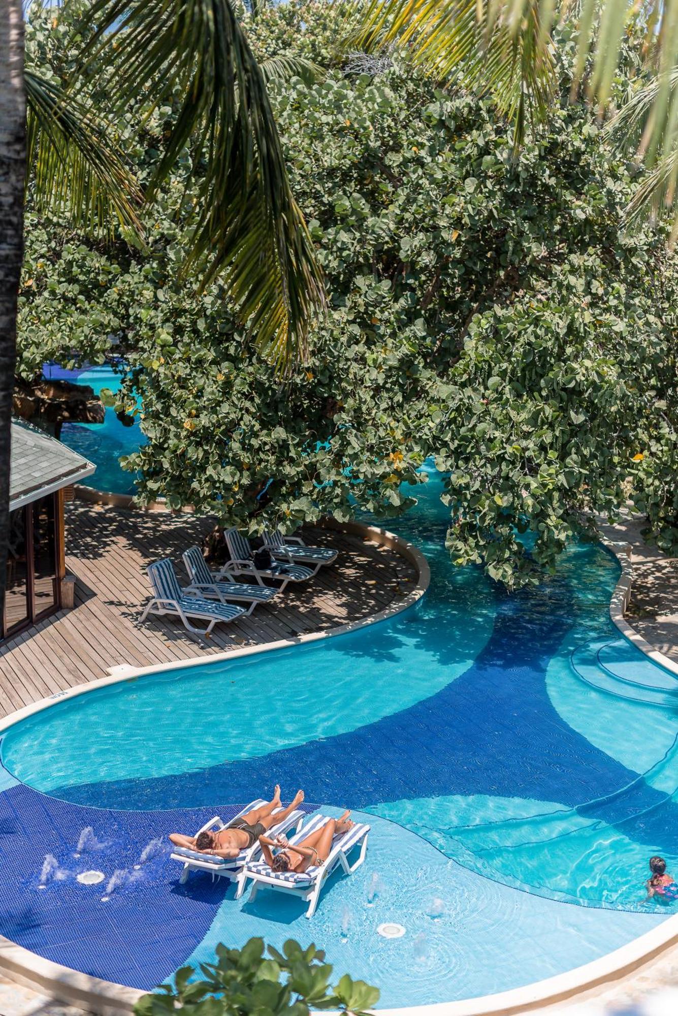 Paradise Beach Hotel & Resort West Bay Esterno foto